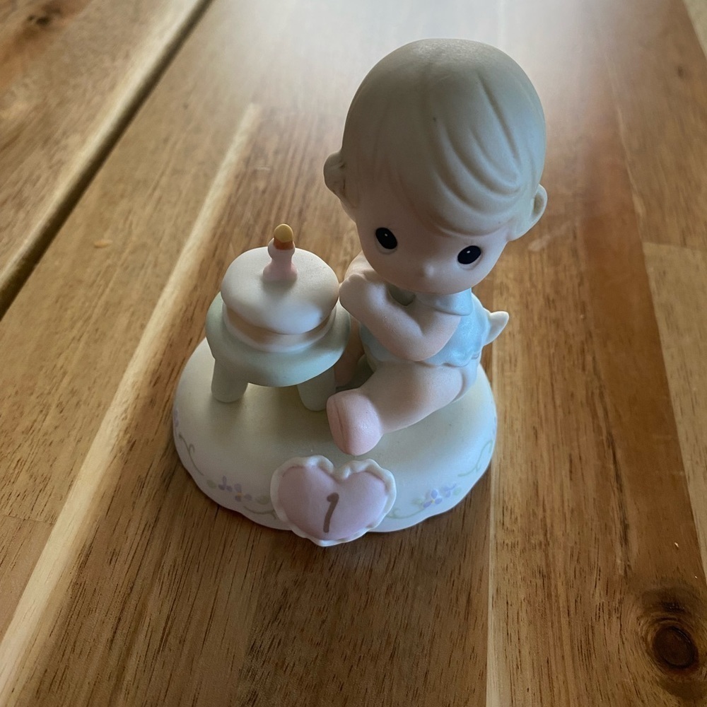 Precious Moments - Growing in Grace collection - age 1